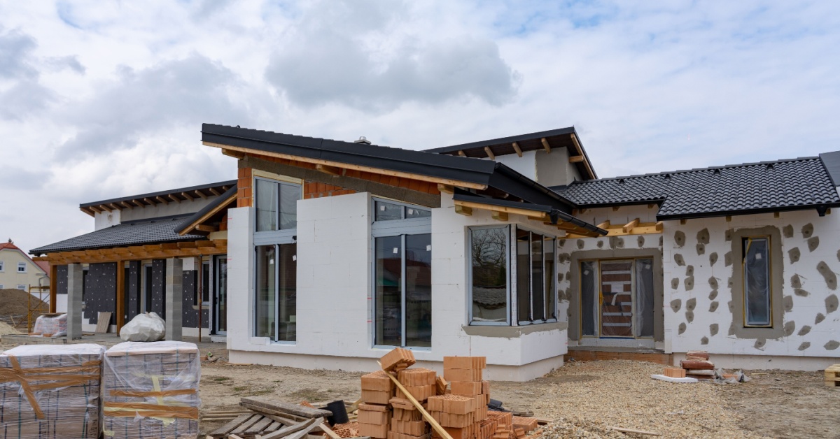 Shutterstock_2198850561 (1)